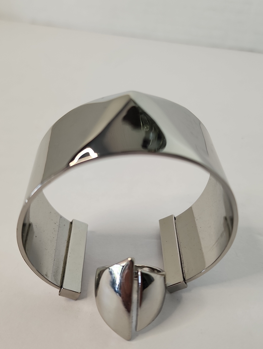 BCBGMAXAZRIA Silver-tone Modern Cuff Bracelet and Statement Ring Set